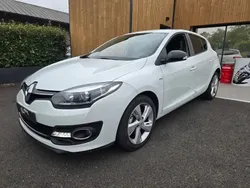 Blanc Utilisé 2014 Renault Mégane III LIMITED Berline | 11 900 € (Prix assez cher)