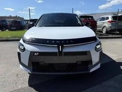 Noir Nouvelle 2025 Lancia Ypsilon Citadine | 25 999 € (Prix juste)