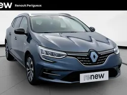 Gris Utilisé 2024 Renault Mégane IV Techno Berline | 23 990 € (Prix assez cher)