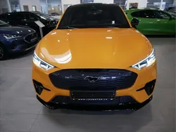 Orange Utilisé 2024 Ford Mustang Mach-E GT Extended Range SUV | 63 225 €