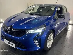 Bleu Utilisé 2024 Renault Clio V Evolution Berline | 15 999 € (Prix juste)