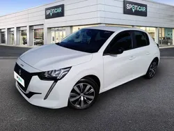 Blanc Utilisé 2023 Peugeot 208 Active Citadine | 13 470 € (Prix juste)