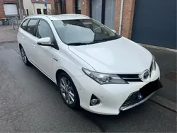Utilisé 2013 Toyota Auris Touring Sports Style Break | 9 800 € (Prix juste)