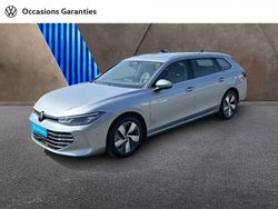 Argente Utilisé 2024 VW Passat Life Break | 34 490 € (Prix juste)