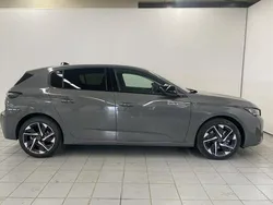 Gris Utilisé 2025 Peugeot 308 Allure | 33 980 €