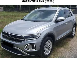 Gris Utilisé 2024 VW T-Roc Style SUV | 29 500 € (Bon prix)
