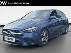 Bleu Utilisé 2022 Mercedes 200 AMG line | 29 990 € (Super prix)