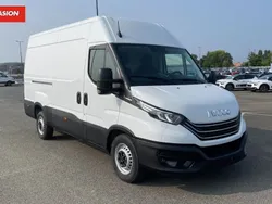 Blanc Utilisé 2023 Iveco Daily Van | 50 280 € (Prix cher)