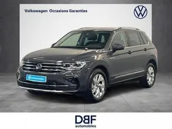 Gris Utilisé 2023 VW Tiguan Elegance SUV | 33 999 € (Super prix)