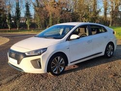 Blanc Utilisé 2016 Hyundai Ioniq Citadine | 10 990 € (Prix juste)