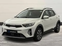 Blanc Utilisé 2022 Kia Stonic Active SUV | 17 999 € (Prix juste)