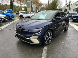 Bleue Utilisé 2024 Renault Mégane Iconic Berline | 37 990 € (Prix cher)