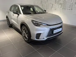 Gris Utilisé 2025 Lexus LBX SUV | 35 900 € (Prix juste)