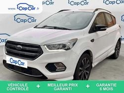 Blanc Utilisé 2019 Ford Kuga ST-Line SUV | 15 490 € (Prix juste)
