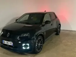 Noir Utilisé 2024 Renault R5 Iconic Citadine | 33 300 € (Prix juste)