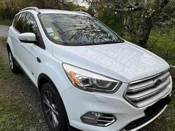 Blanc Occasion 2017 Ford Kuga S SUV | 14 500 € (Prix juste)