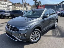 Gris Nouvelle 2025 VW T-Roc Life SUV | 28 990 €