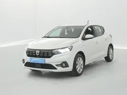 Utilisé 2022 Dacia Sandero Comfort Citadine | 13 490 € (Prix juste)
