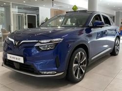 Bleu Nouvelle 2024 VinFast VF 8 Plus SUV | 53 680 €