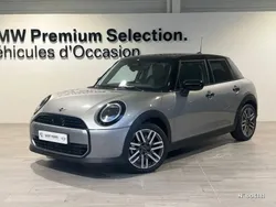 Gris Utilisé 2024 Mini Cooper Classic Citadine | 30 990 € (Prix assez cher)