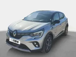 Gris Utilisé 2023 Renault Captur Techno SUV | 17 999 € (Bon prix)