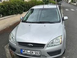Gris Utilisé 2006 Ford Focus Ghia Berline | 1 500 € (Super prix)