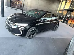 Noir Utilisé 2024 Mitsubishi Colt Berline | 27 990 € (Prix juste)