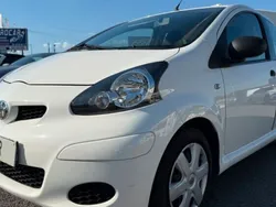 Blanc Utilisé 2011 Toyota Aygo Citadine | 5 490 € (Super prix)