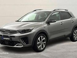 Gris Occasion 2024 Kia Stonic GT-Line SUV | 20 799 € (Prix juste)