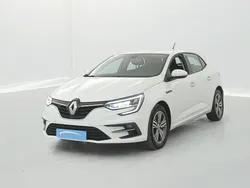 Blanc Utilisé 2022 Renault Mégane IV Evolution Berline | 18 490 € (Prix juste)