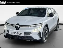 Gris Nouvelle 2024 Renault Mégane Equilibre Berline | 21 950 € (Prix juste)