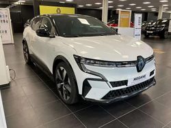 Blanc Occasion 2024 Renault Megane E-Tech Techno Berline | 29 890 €