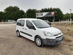 Blanc Occasion 2012 Citroën Berlingo Monospace | 7 990 € (Prix assez cher)