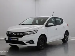 Blanc Utilisé 2024 Dacia Sandero Expression Citadine | 17 499 € (Prix juste)