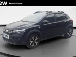 Noir Utilisé 2024 Dacia Sandero Expression Citadine | 16 799 € (Prix juste)