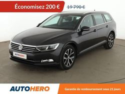 Noir Utilisé 2018 VW Passat Break | 19 590 € (Prix assez cher)