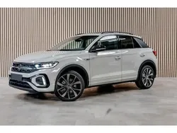 Gris Nouvelle 2025 VW T-Roc R-line SUV | 37 890 € (Bon prix)