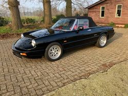 Noir Utilisé 1991 Alfa Romeo Spider Cabriolet | 22 500 €