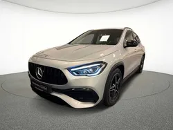 Argent Utilisé 2021 Mercedes GLA180 AMG line SUV | 34 890 €