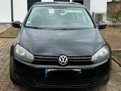 Noir Utilisé 2011 VW Golf VI Trendline Berline | 4 000 € (Prix juste)