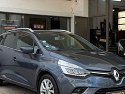 Bleu Utilisé 2017 Renault Clio GrandTour Intens Break | 8 990 € (Bon prix)