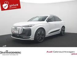Blanc Nouvelle 2025 Audi Q6 Sportback e-tron S-Line SUV | 102 980 €