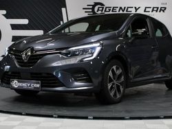 Gris Utilisé 2022 Renault Clio V LIMITED Berline | 14 980 € (Bon prix)