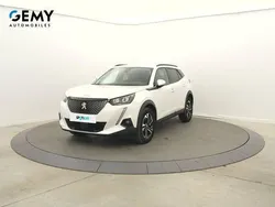 Blanc Utilisé 2021 Peugeot 2008 Allure SUV | 19 480 € (Prix assez cher)