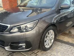 Utilisé 2018 Peugeot 308 Style Berline | 9 800 € (Prix juste)