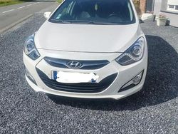 Blanc Utilisé 2014 Hyundai i40 Premium Break | 10 500 €