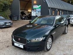 Vert Occasion 2015 Jaguar XE Berline | 17 000 € (Prix juste)