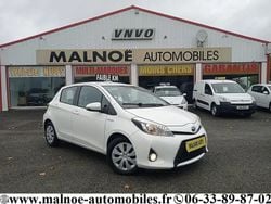 Blanc Utilisé 2014 Toyota Yaris Hybrid Berline | 12 590 € (Prix juste)