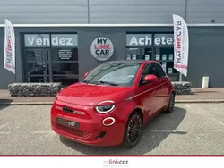 Rouge Utilisé 2024 Fiat 500e La Prima Cabriolet | 22 890 € (Prix juste)