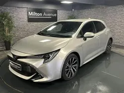 Gris Utilisé 2021 Toyota Corolla Design Berline | 17 990 € (Bon prix)